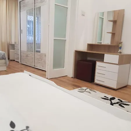 Апартамент Нощувки Бургас Appartement *